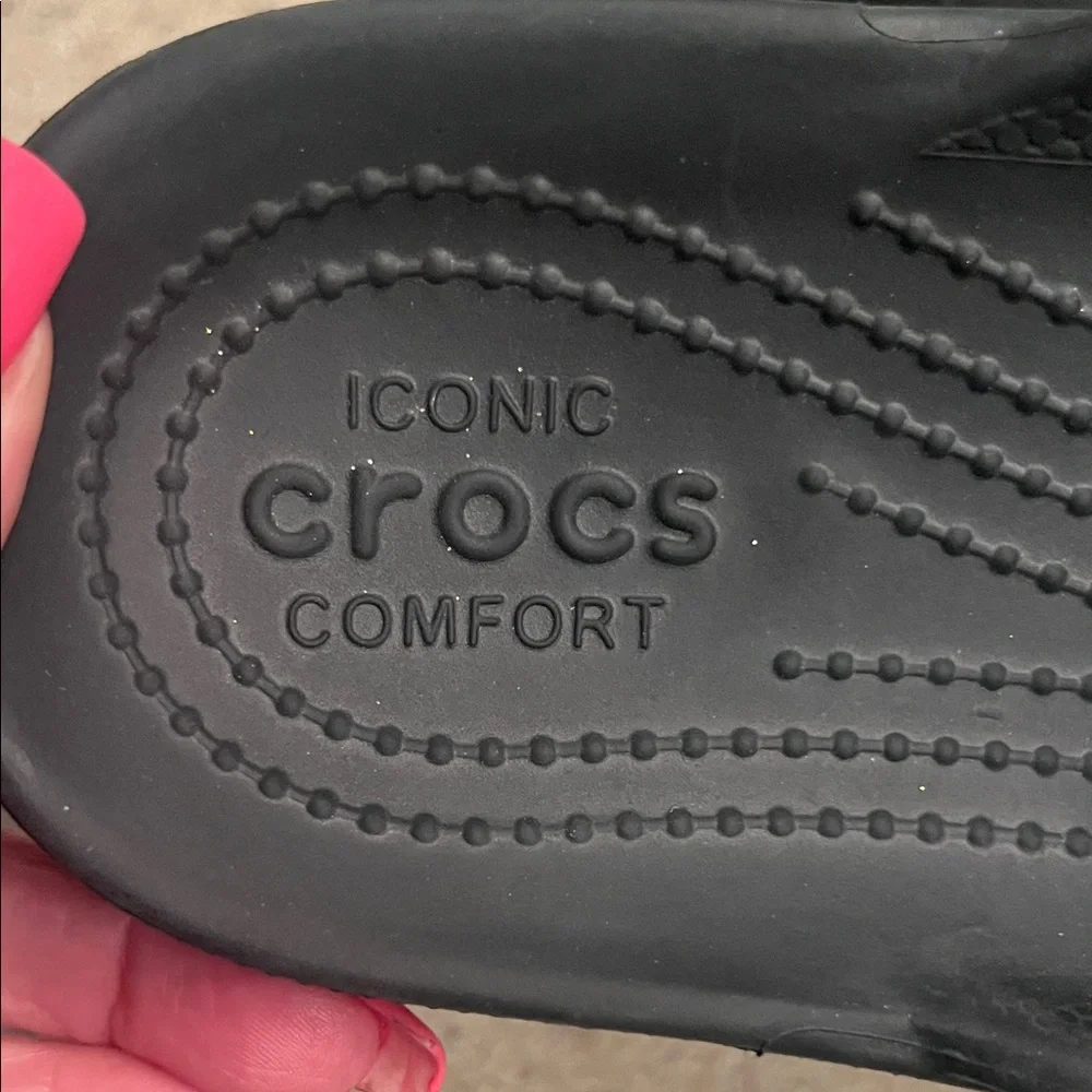 CROCS Classic Black Sandals Unisex- M-7; W-9
